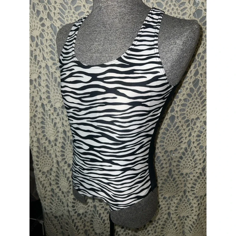 New! Phayon Sz XS One Piece Black White Zebra Swimsuit C05‎